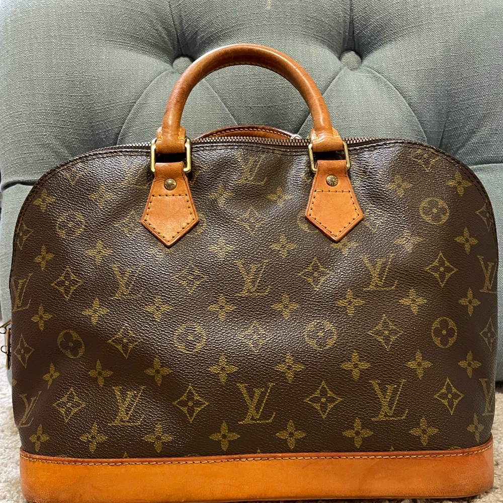 Louis Vuitton Alma